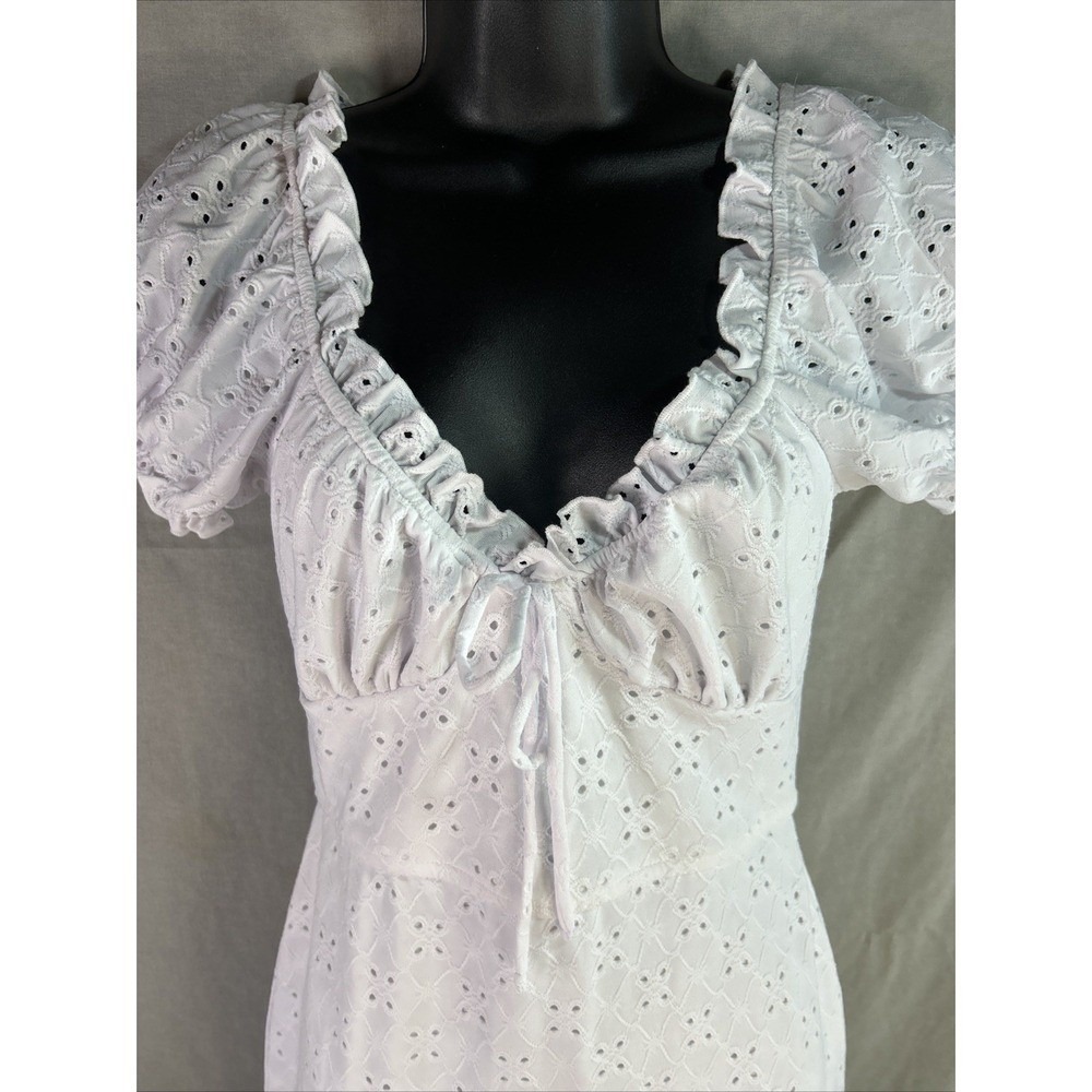 Love Squared White Eyelet Lace Mini Dress Sz M Ruffle Puff Sleeve Milkmaid Boho - Picture 6 of 16